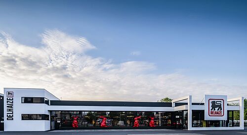 Toonzalen, Winkels & Garages 08