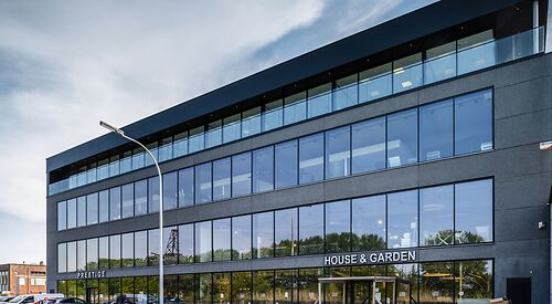Toonzalen, Winkels & Garages 10