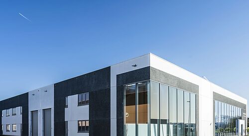 Bedrijfsgebouw 29