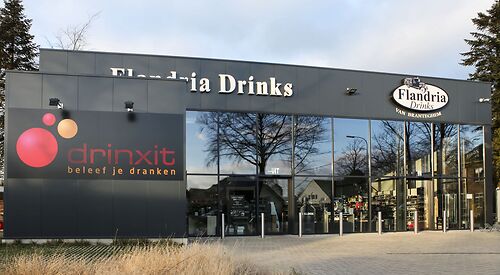 Toonzalen, Winkels & Garages 14
