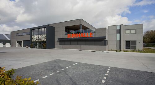 Toonzalen, Winkels & Garages 23