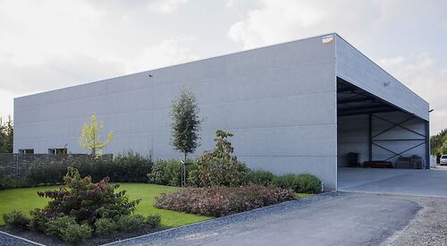 Bedrijfsgebouw 66